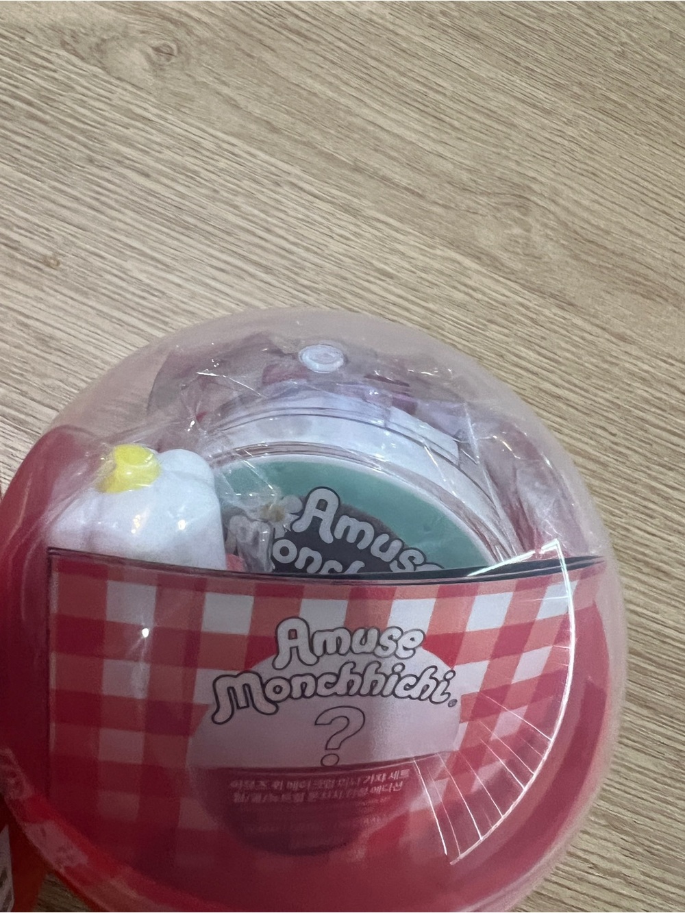 Amuse Monchhichi Quick Makeup Mini Gacha Set - Red - Picture 2 of 6